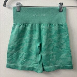 Green NVGTN Shorts camo